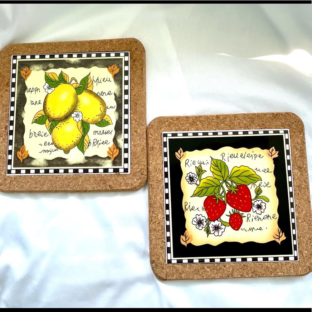Set of 2 Cork/Tile Trivets